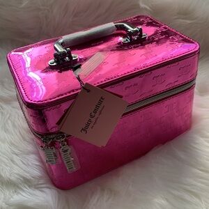 BNWT Juicy Couture Metallic Vanity Case🌺✨